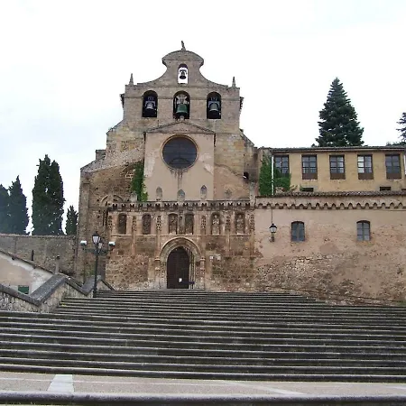 Apartament Lunair Ciudad De Medina